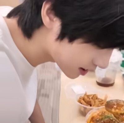 这是少萝宝宝吗o.o