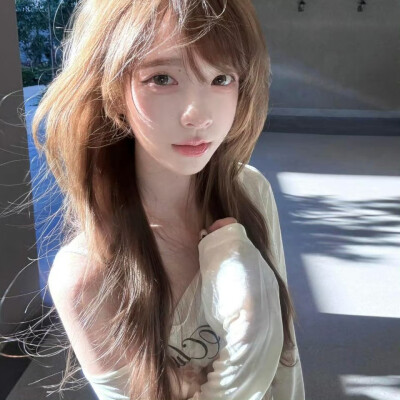 ❤️巴卡茶旅❤️＃生命力女生头像 ​​​＃Wechat氛围感女头＃夏日头像＃自由感＃自然系＃蝴蝶女孩头像＃艺术感头像＃胶片感头像＃复古＃棕色系