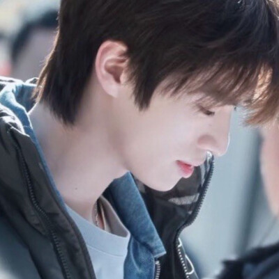 这个穿个帅要跟你们所有人说好久不见TT依旧都调了还是还是那个味道，请食用！