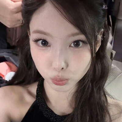 我特别喜欢这组黑裙有人懂我吗