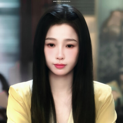  我本是豪门千金却遭清纯绿茶陷害 家族不认我这个女儿 未婚夫抛我而去 我隐姓埋名在一富豪人家做仆人 一不小心与大少爷陷入爱河 在大少爷地支持下我卷土重来 一脚踏入我的家族大门 缓缓开口吐出几个字：来爱奇…