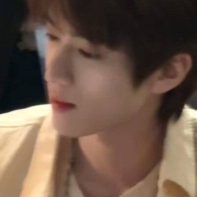 当你说夜深你睡不着