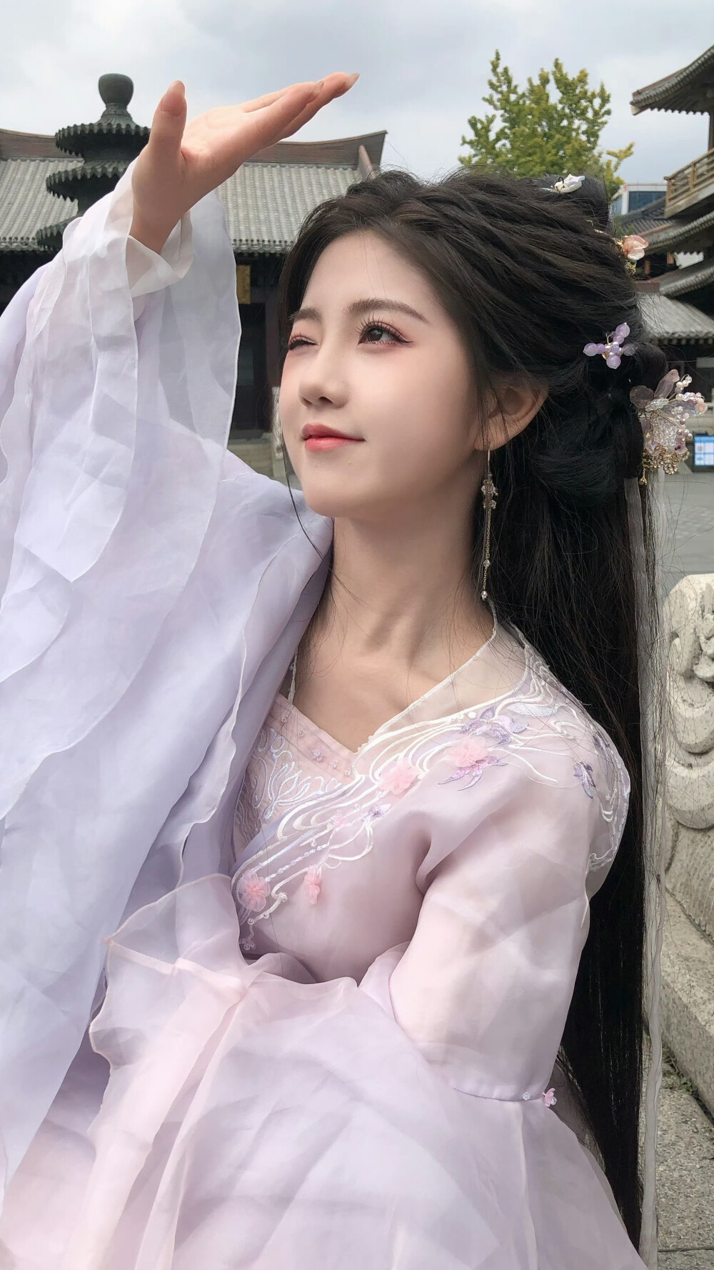 宥拉