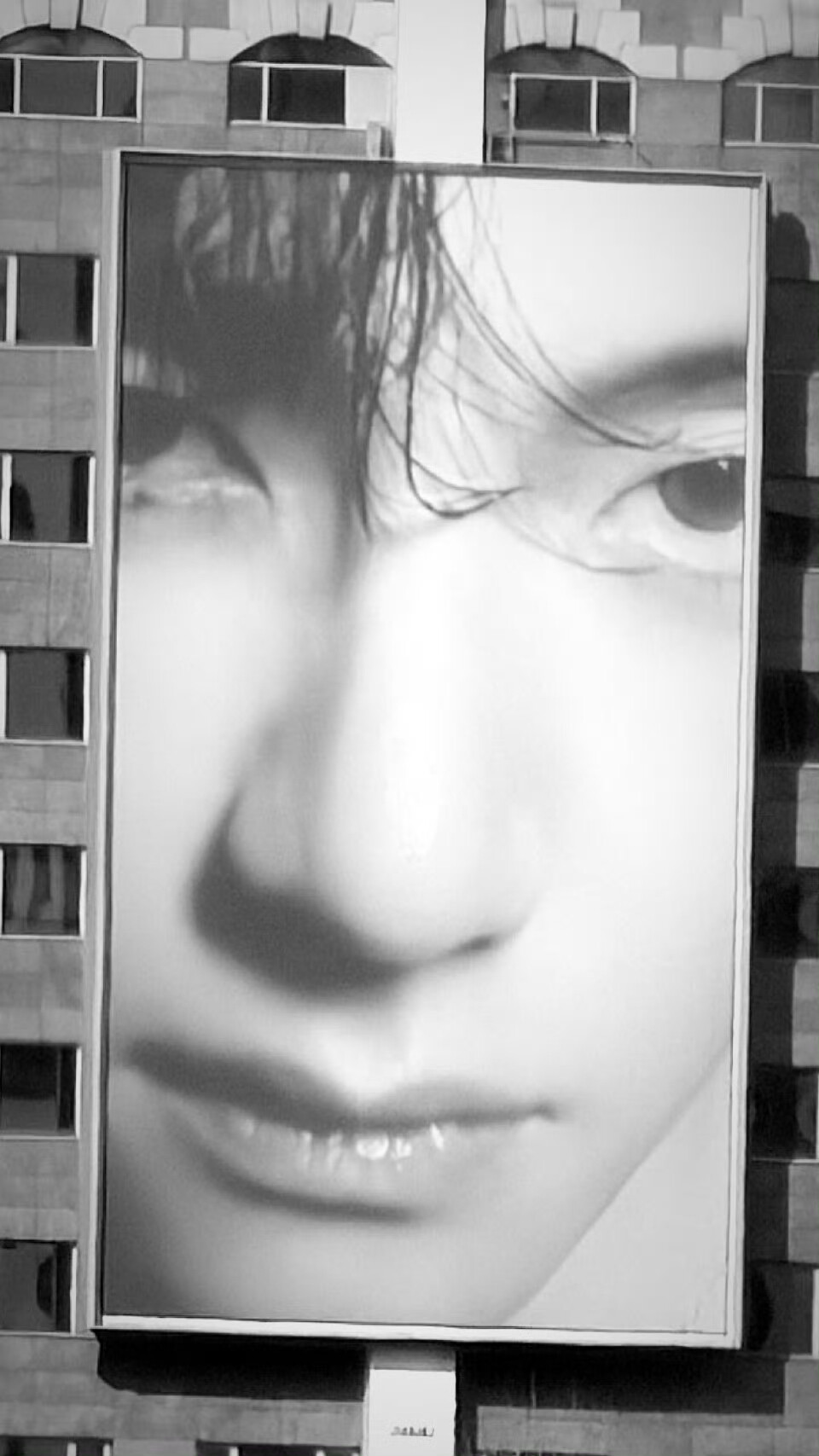 251214
金泰亨更新story