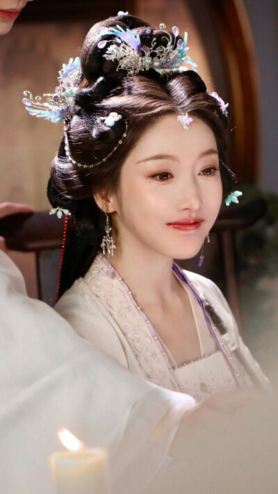 平凝有令 姜贞羽