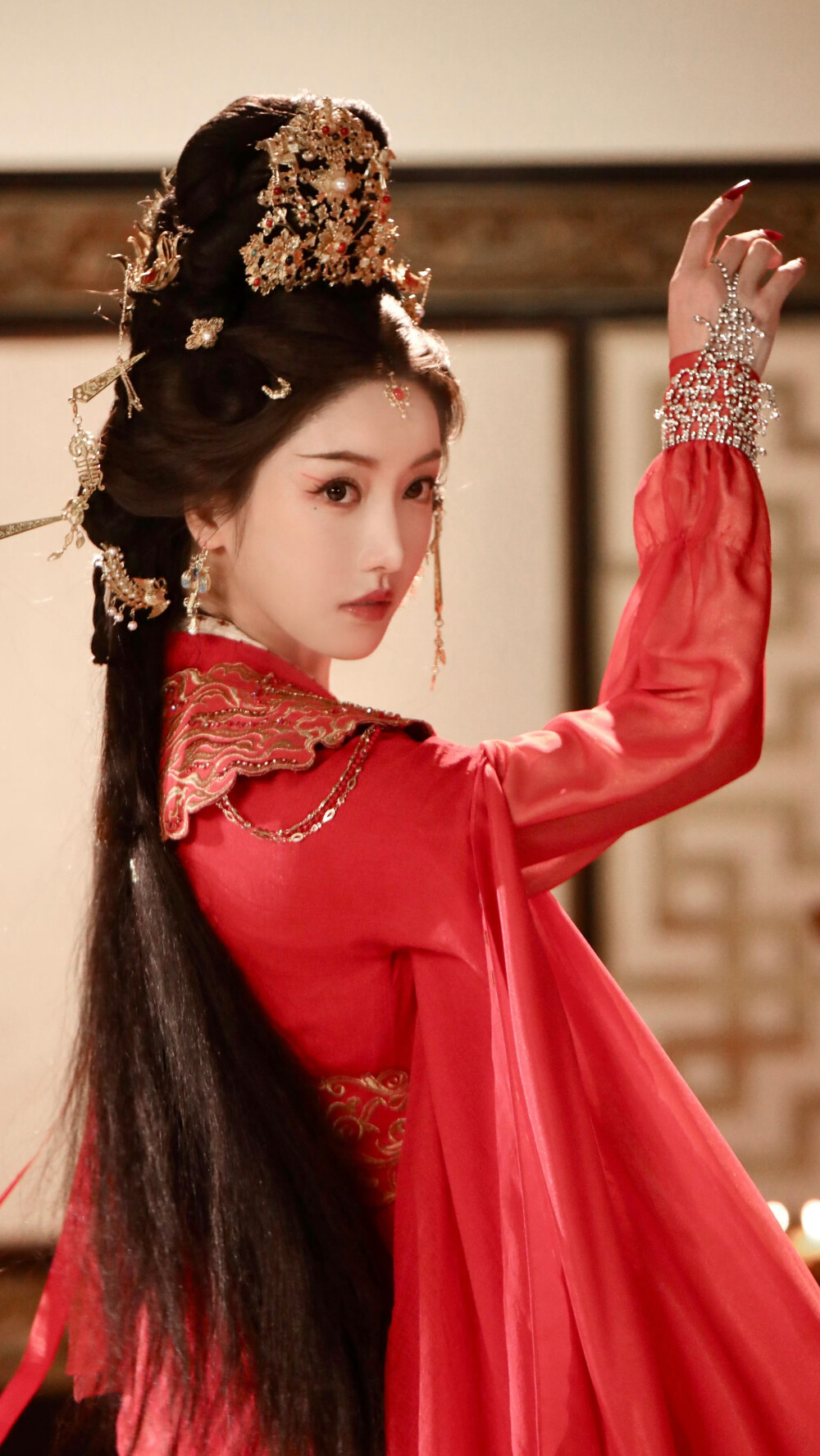 平凝有令 姜贞羽