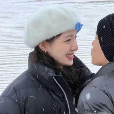 情侣套图
图源网络