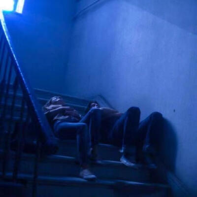 克莱因蓝背景图