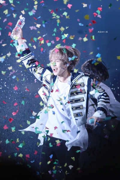 黄仁俊 饭拍高清