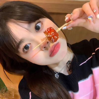 女生套图
图源网络