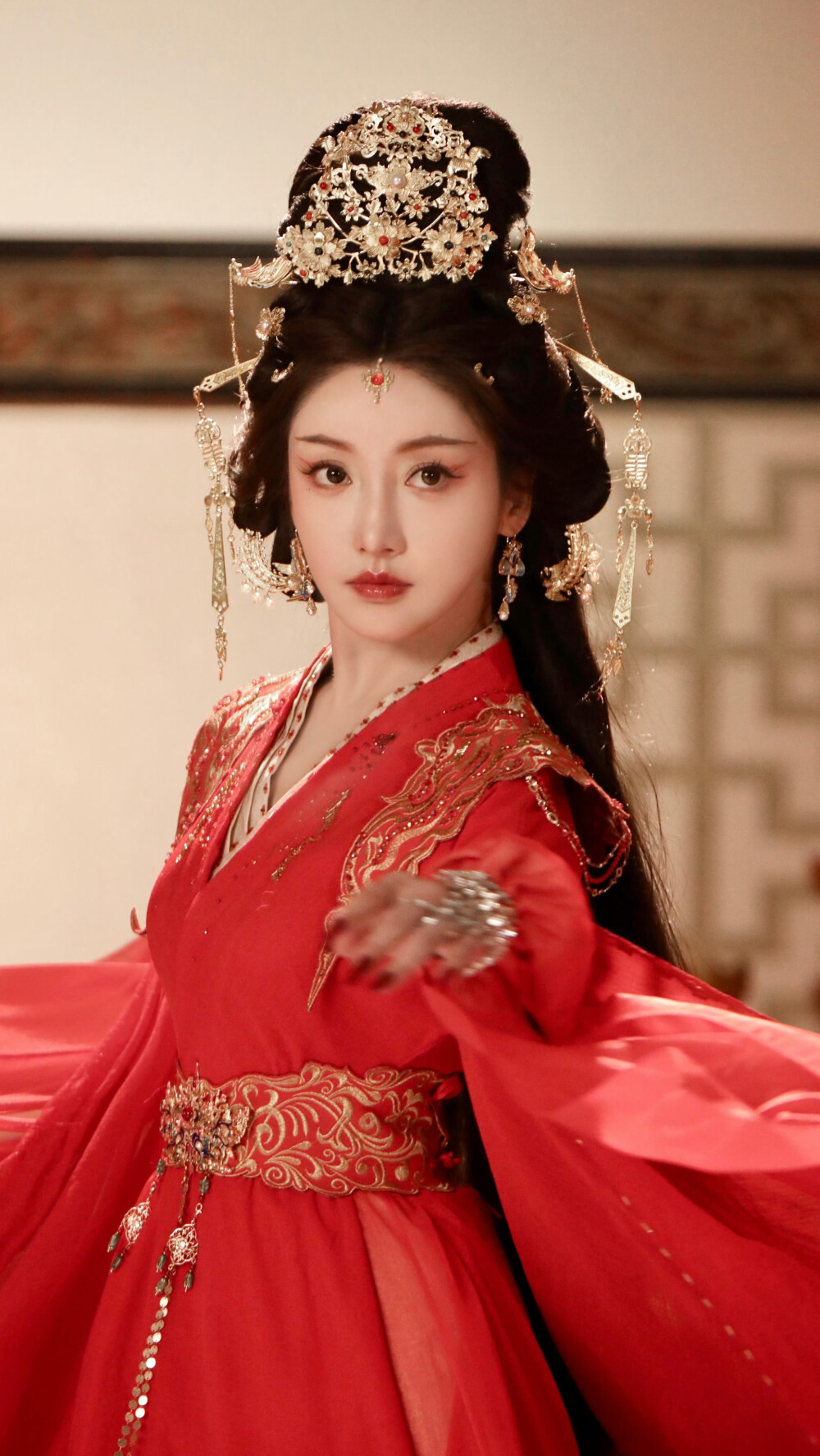 平凝有令 姜贞羽