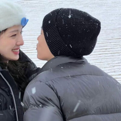 情侣套图
图源网络