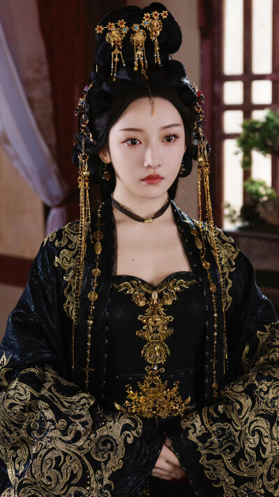 平凝有令 姜贞羽