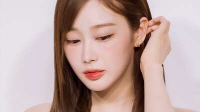 素材 | Giselle内永绘里