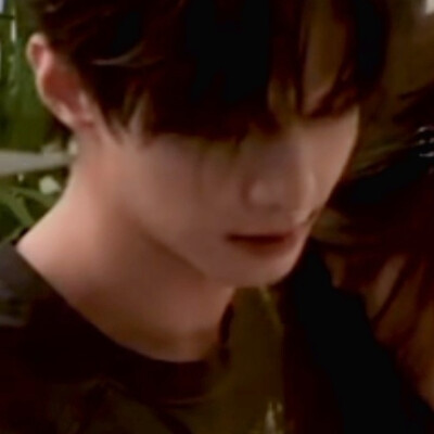 妹妹就是妹妹妹妹是不可以成为妻子的2025年了不准再对妹妹有占有欲了妹妹是一个成年人想做什么是她的自由…等等暮暮你旁边这个男的是谁？