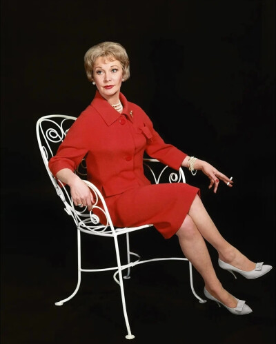 1961年，费雯丽在电影《罗马之春》拍摄造型行型录