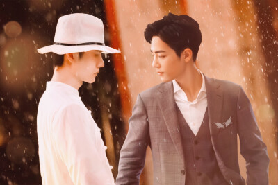 一个人为什么会喜欢喜欢上另一个人，至少不要那么喜欢吧，只是在自己头上犁拴缰.
我想带一人回云深不知处，带回去藏起来.
等待这个词其实很迷人，如果有谁愿意为你等待那一定是很幸福的，不管是家人还是爱人。虽然我…