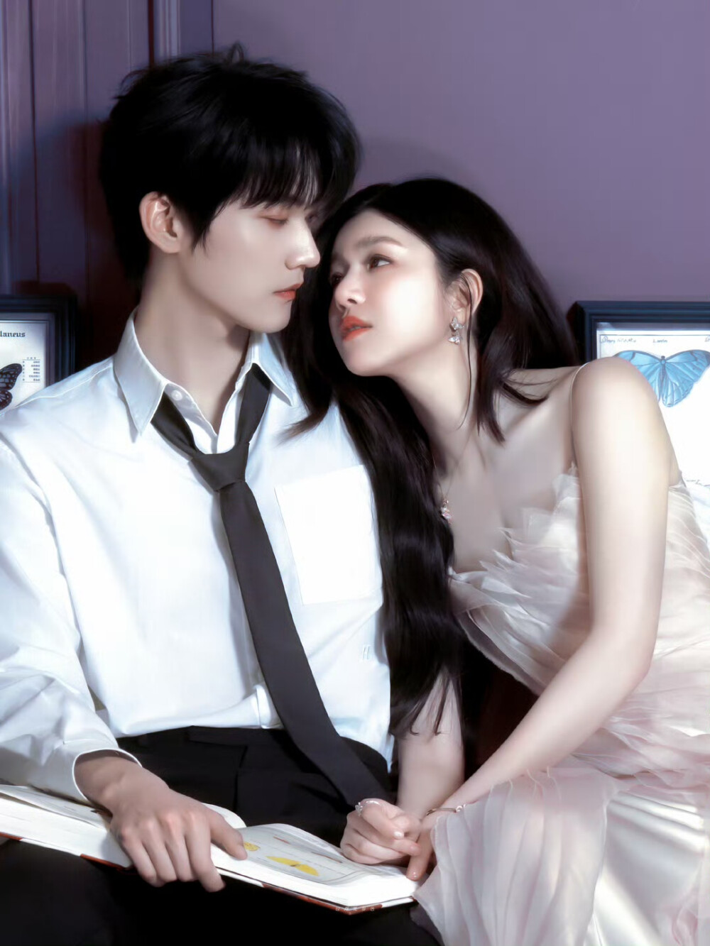 - 恋爱ing 。
#狙击蝴蝶# ​​​