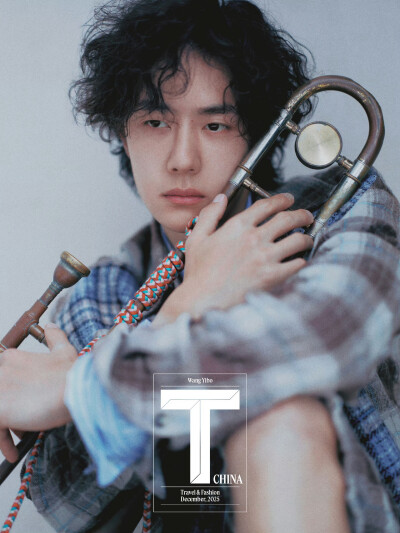 #王一博T锦绣12月刊封面#
#王一博纯粹素颜杂志大片#
#王一博一个人的狂欢杂志大片# ​​​