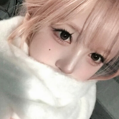 上天入地，我找不到比菲菲更可爱的女孩