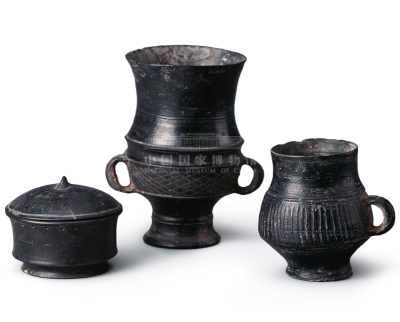 新石器时代 龙山文化黑陶盒、双耳杯、单耳杯中国国家博物馆藏