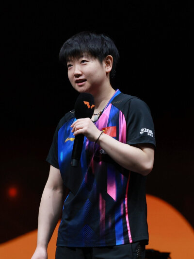 孙颖莎因伤退赛