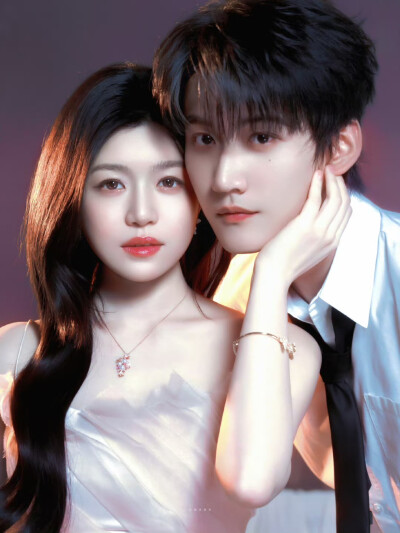 - 恋爱ing 。
#狙击蝴蝶# ​​​