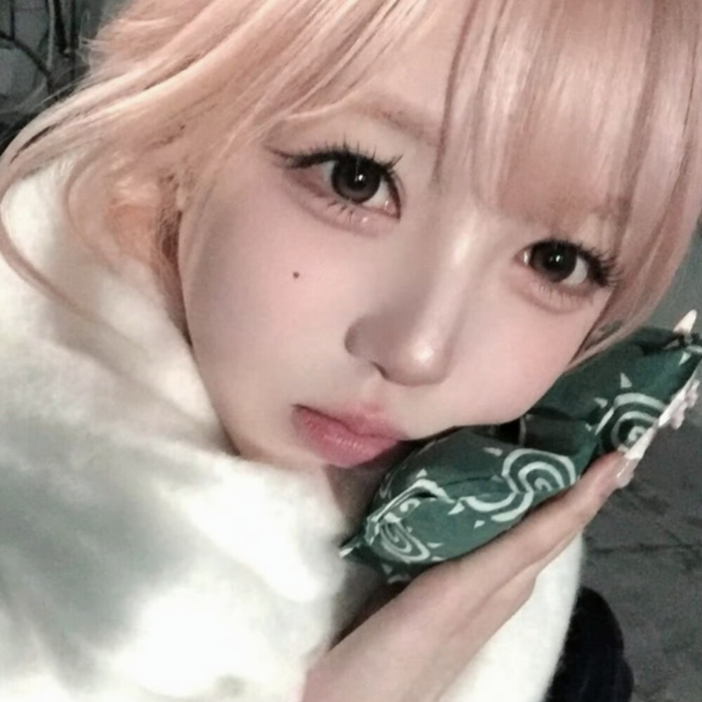 上天入地，我找不到比菲菲更可爱的女孩