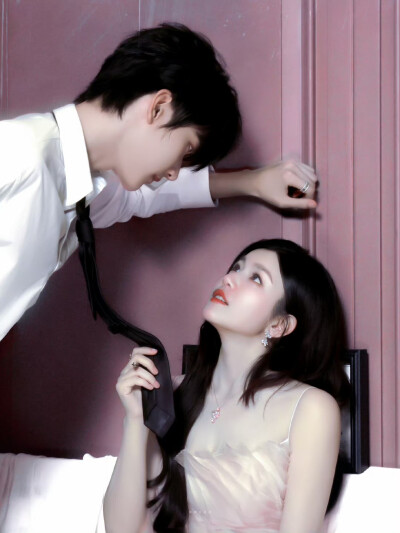 - 恋爱ing 。
#狙击蝴蝶# ​​​