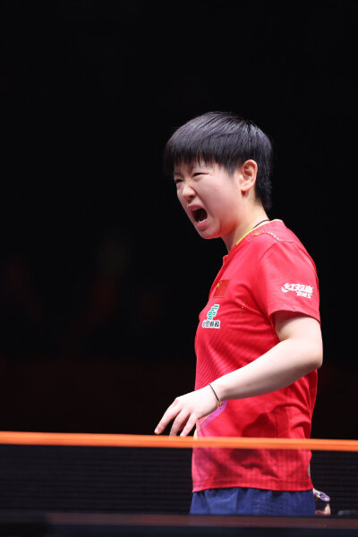 孙颖莎因伤退赛