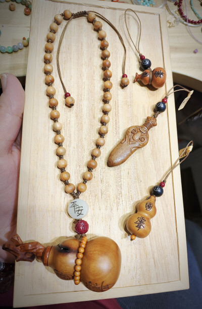 精致手绳，绿松，雷击木