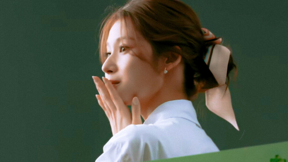 素材 | sana凑崎纱夏