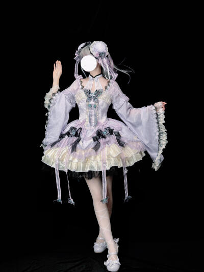 姐妹们谁懂啊，这条直接一眼草呀，紫色穿上果然很有韵味呀