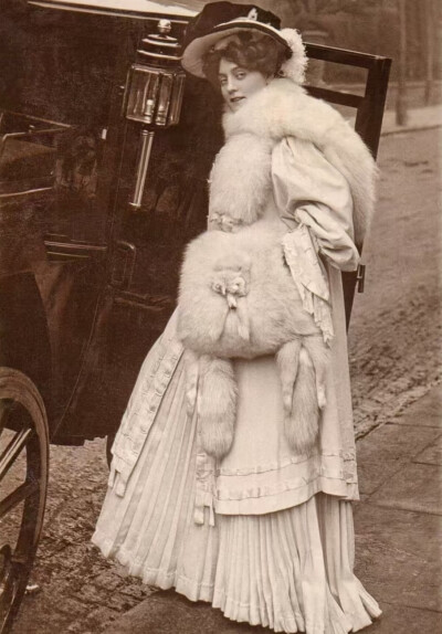 vintage fur，1907