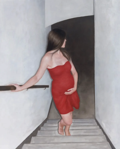 丹尼尔·韦扎尼是一位意大利当代画家，以高度凝练的具象语言和富有哲学意味的画面而受到关注。他的作品多围绕人物形象展开，画面气氛安静而紧张，人物常处于沉思、凝固或若有所思的状态，仿佛被置于时间暂停的瞬间。…