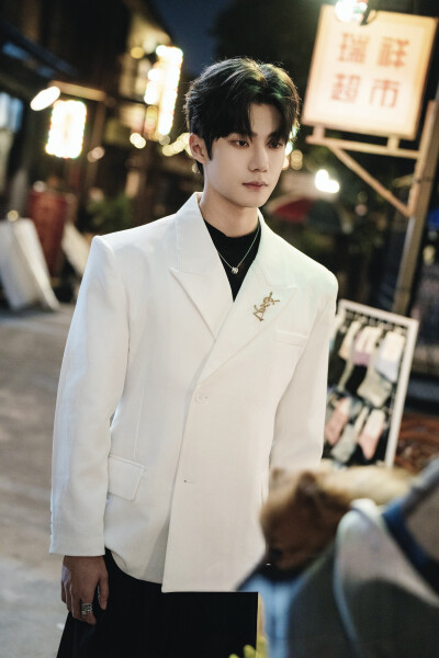 这个家我罩了 陆飞