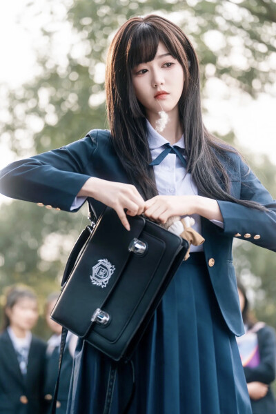 这个家我罩了 苏以烬