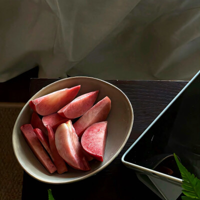 图源ks：偷喝汽水