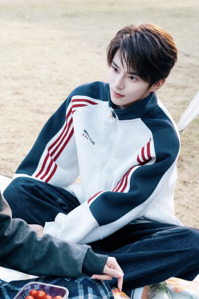 这个家我罩了 江跃辰