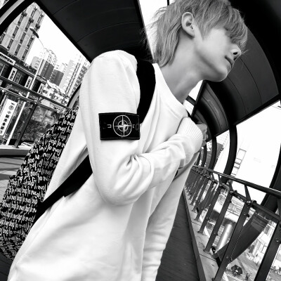 男头
二传头像注明出处