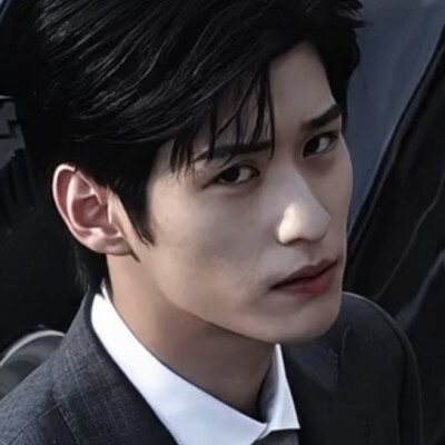 你到底在为谁等待