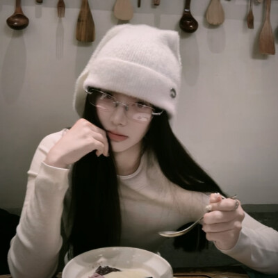 雅雅的图（拿图收藏点赞关注 白嫖滚）