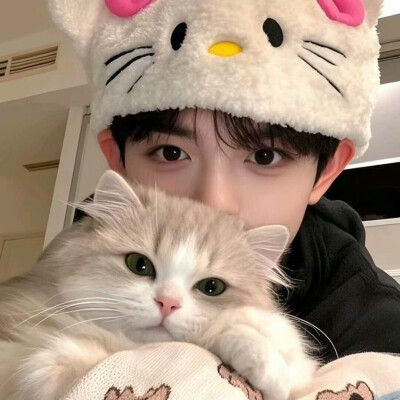 如果欺负一个很艰辛，很无力，很用心，很艰难且崩溃地活着的小女孩会让你觉得特别有成就感，那你就当我什么也没说吧