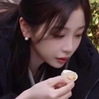 这个穿个帅截完这组又要消失忙期末了