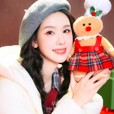 难过就给猫织件毛衣