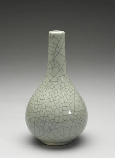 清雍正 仿哥釉膽瓶台北故宫博物院藏