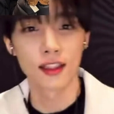 只能做到在喉咙里小小地咕噜一声