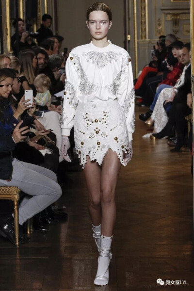 SPRING 2017 COUTURE2017春季高定系列走秀