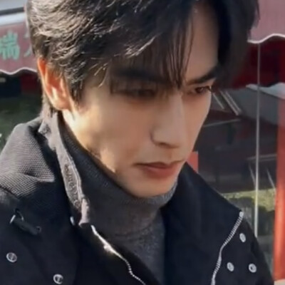 让我们 形影不离