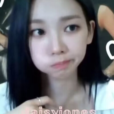 这太萌了我就截了，然后我不知道别人截过没，女孩们自取吧蟹蟹